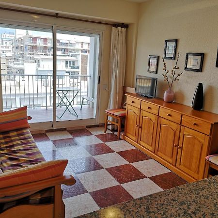 Apartamento A Pie De Playa-Edificio Bonaire ガンディア エクステリア 写真