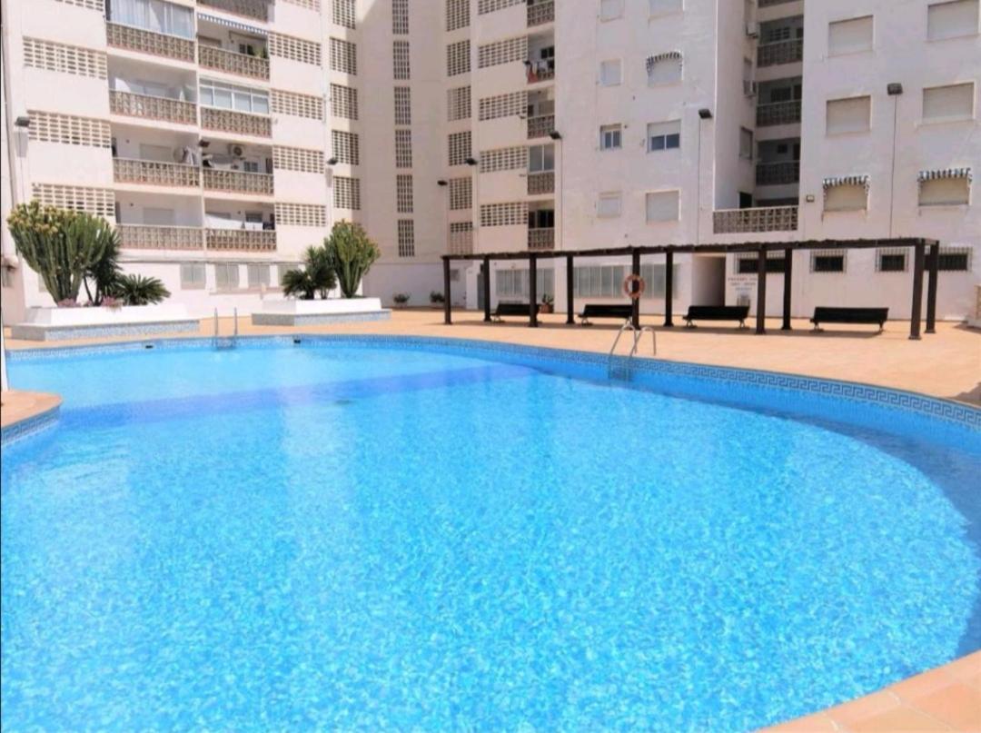 Apartamento A Pie De Playa-Edificio Bonaire ガンディア エクステリア 写真