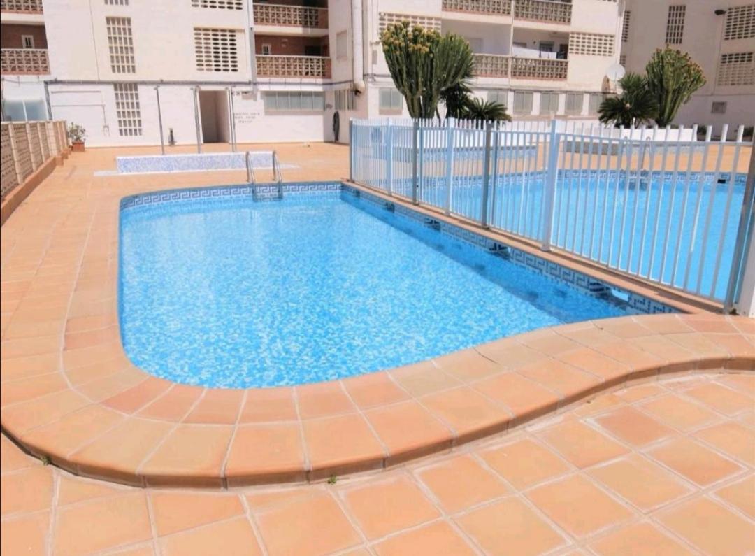 Apartamento A Pie De Playa-Edificio Bonaire ガンディア エクステリア 写真